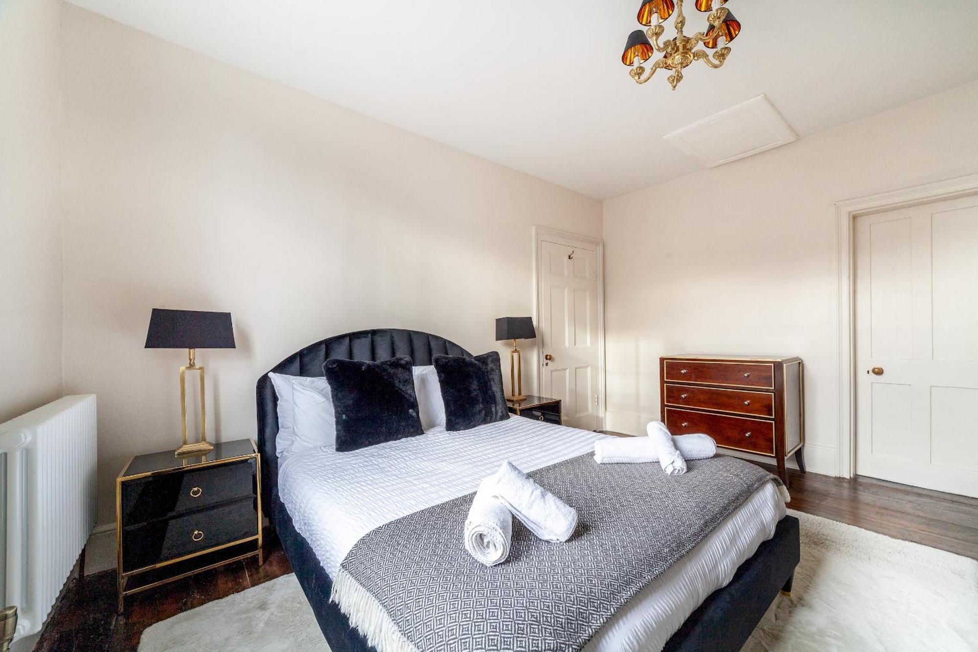 The New Cross Premier Rooms 런던 외부 사진