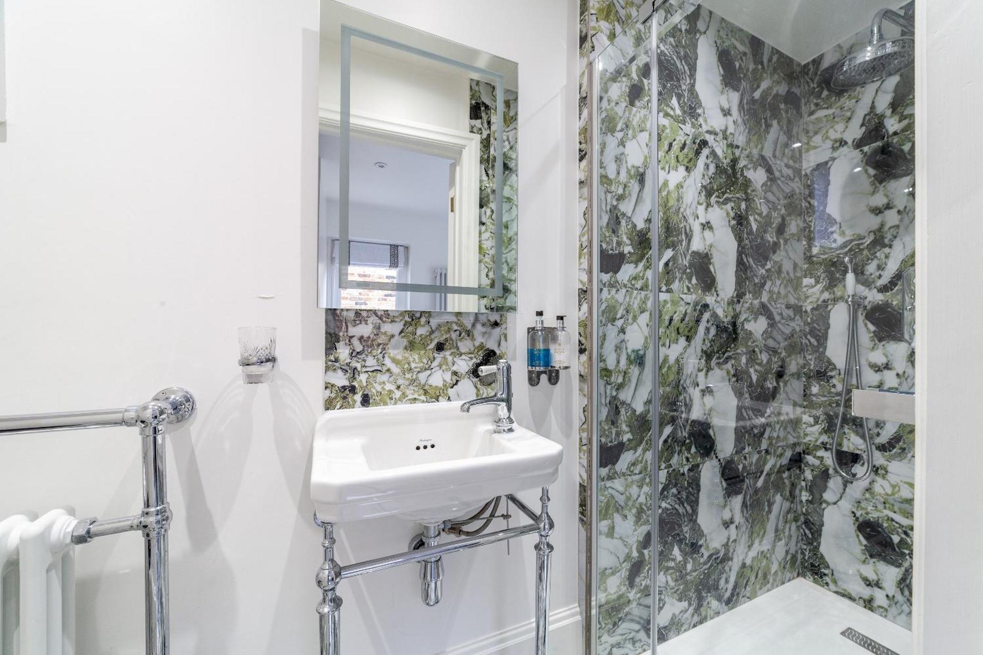 The New Cross Premier Rooms 런던 외부 사진